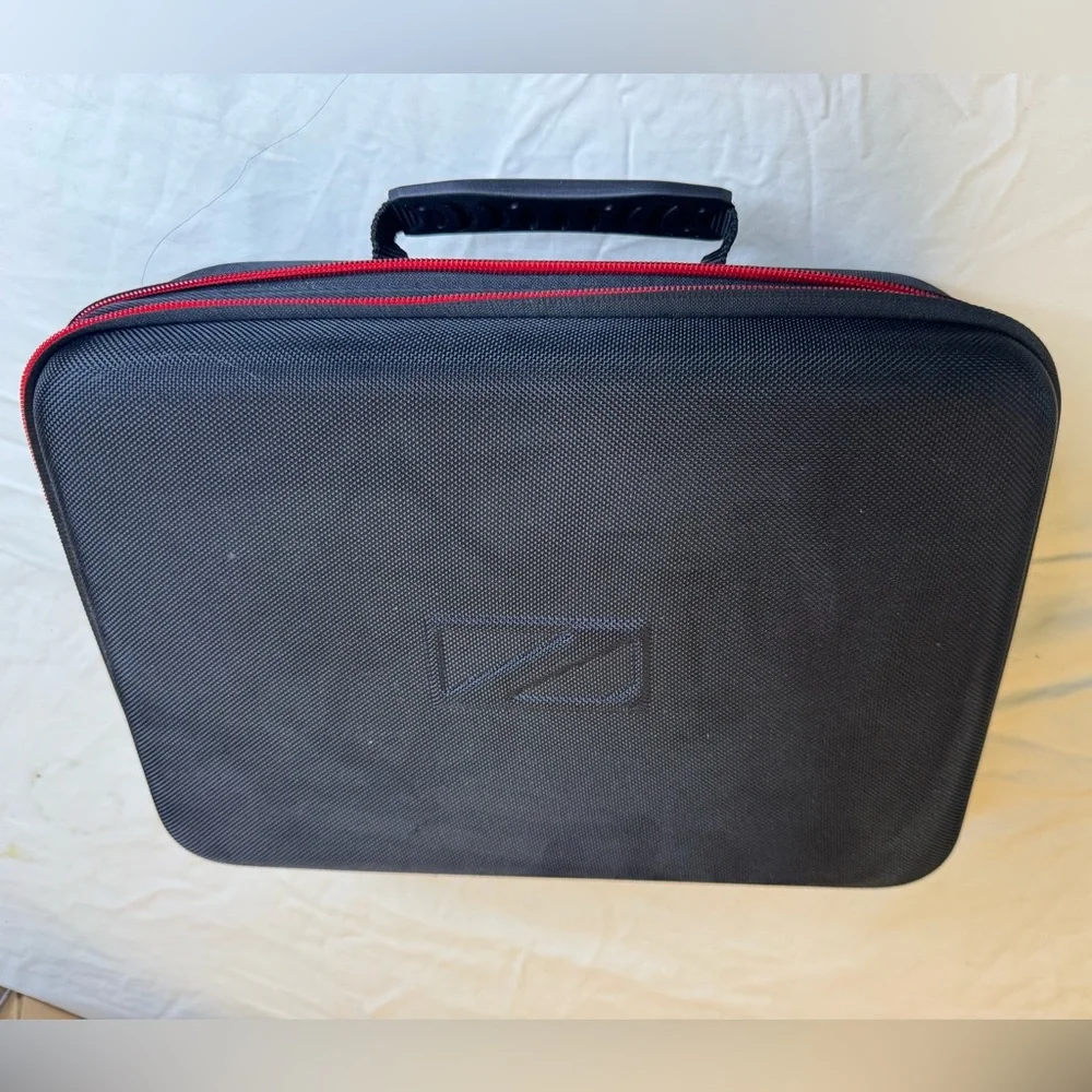 NWOT Zadii Hard Carrying Case Compatible with Switch OLED and Nintendo Switch
